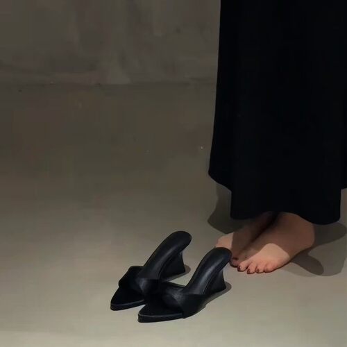 法式气质坡跟露趾一字拖女夏季外