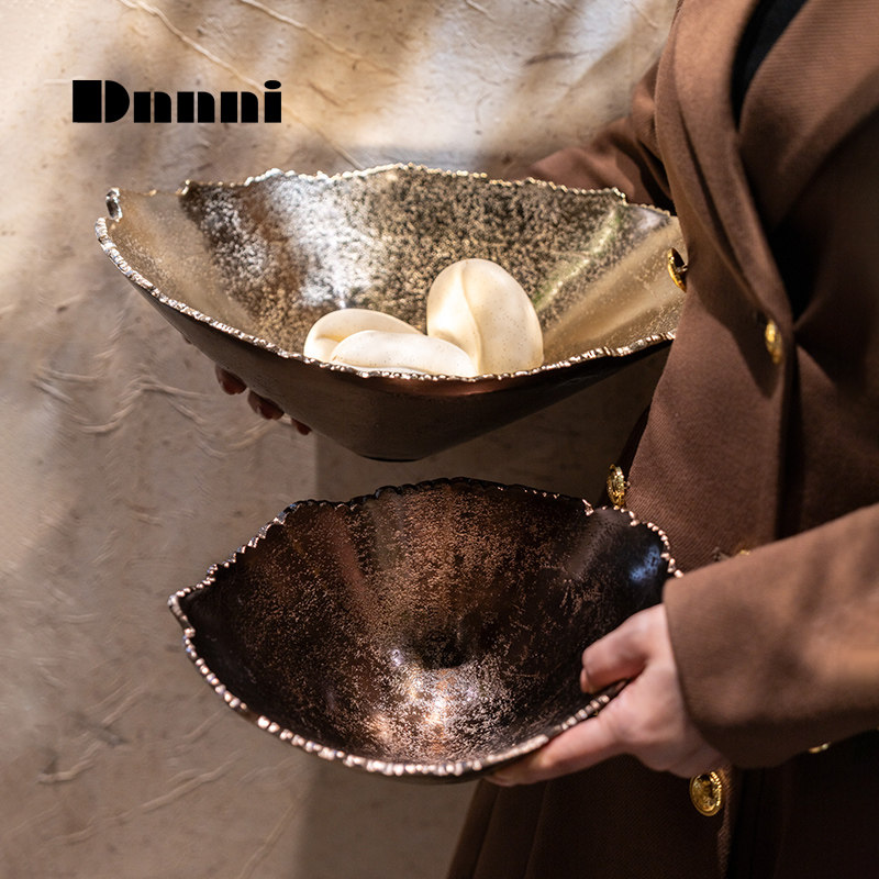 Dnnni进口轻奢铝制装饰果盘收纳碗创意深盘摆件家居客厅餐桌茶几