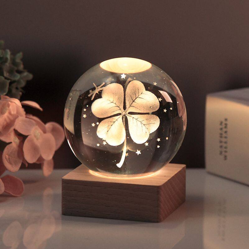 四叶草水晶球小夜灯卡通玻璃球生日礼物送女生闺蜜桌面摆件氛围灯