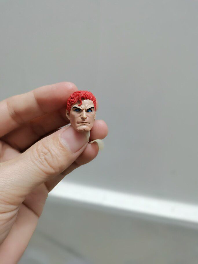 1/12mezco超人头雕 红发色人偶 非真人