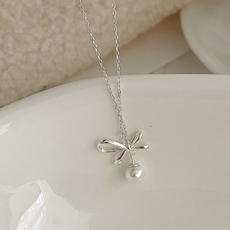 Серебряное ожерелье