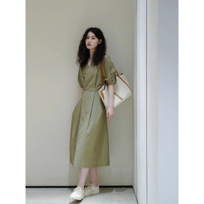 欧洲站衬衫裙2024新款女轻奢高级感气质长裙女显瘦绿色衬衫连衣裙