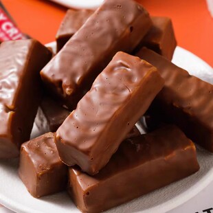 果仁花生夹心巧克力坚果能量棒麦芽糖果喜糖婚糖零食（代可可脂）