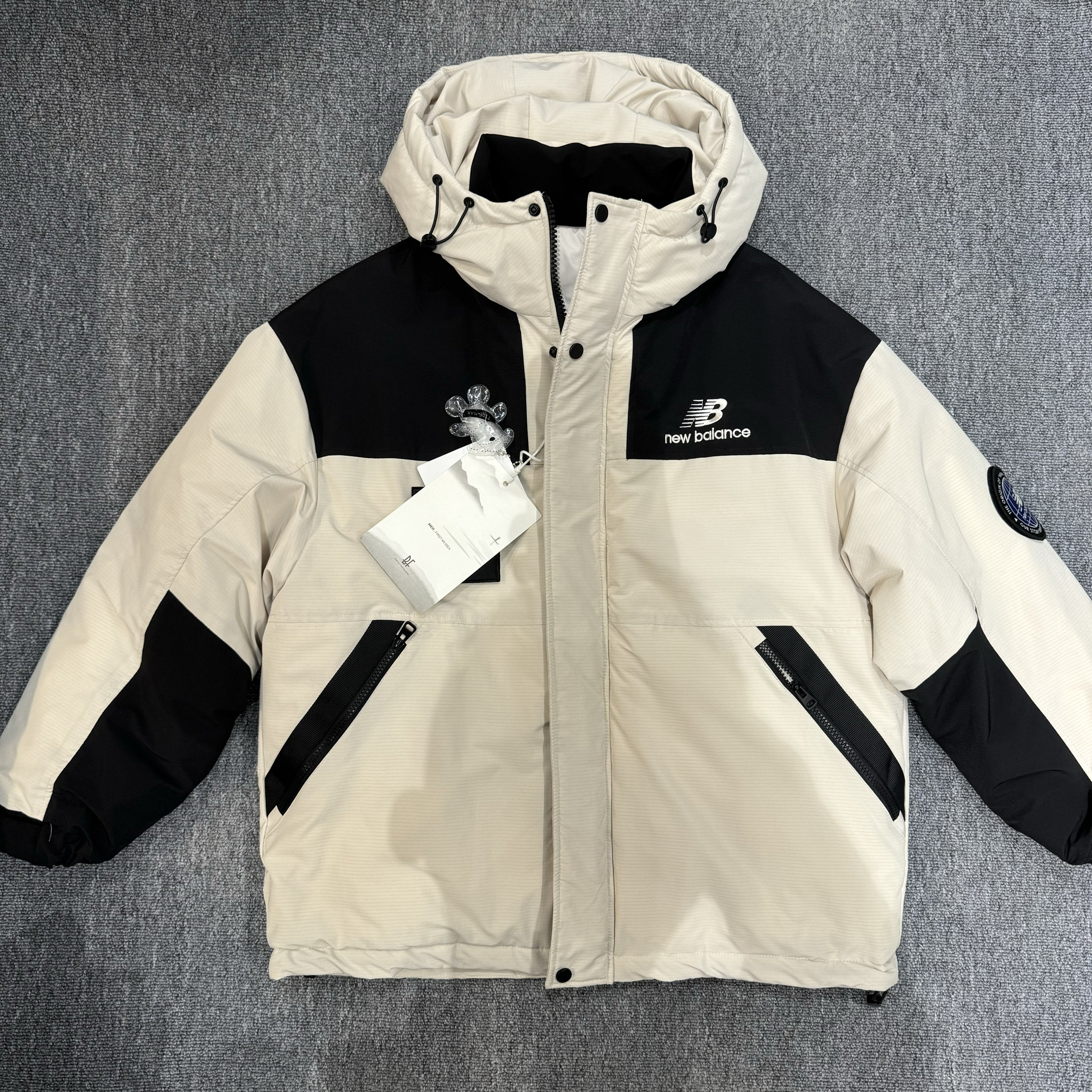 叁仟良品 冬季精选 冲锋衣羽绒服情侣款进藏登山服 冲钻限时特惠
