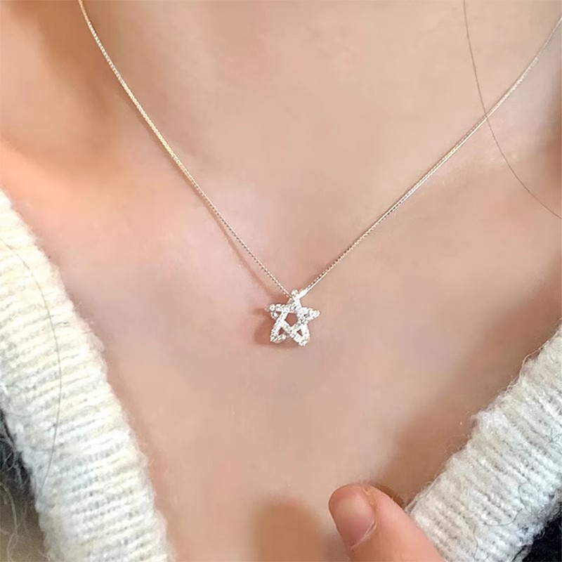 星星项链女2024新款高级感微镶满钻五角星吊坠锁骨链轻奢小众气质