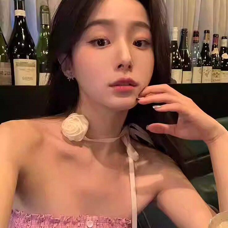 白色后脑勺超仙抓感鲨鱼毛夹