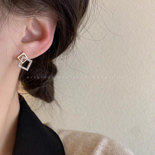 法式锆石银针耳钉女2025新款方圆脸适合的耳环轻奢高级感小众耳饰