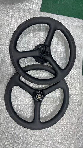 小布国布开档74/112，16寸349专用碳轮。
