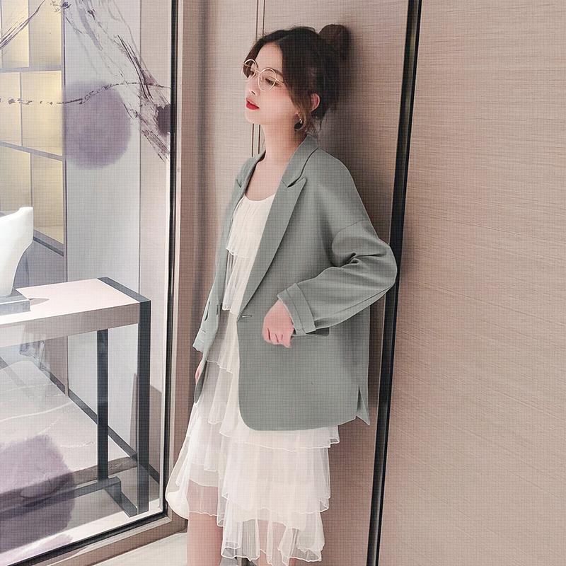 网红小西装女2025秋季新款韩版复古一粒扣翻领纯色百搭休闲西服潮
