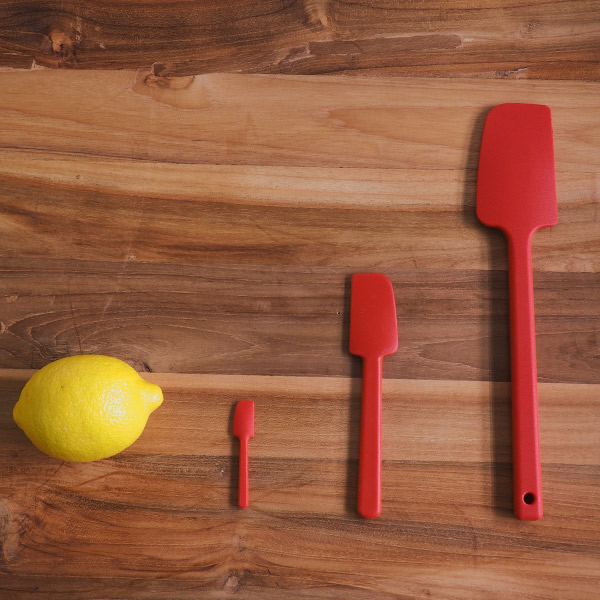 日本进口一体成型硅胶奶油抹刀