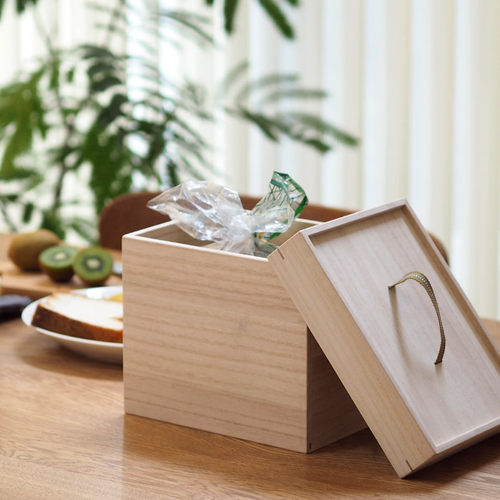 维持面包松软美味保鲜储物收纳盒