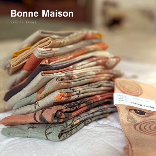 正品现货法国进口品牌授权Bonne Maison小众文艺轻奢埃及棉中筒袜 - 封面