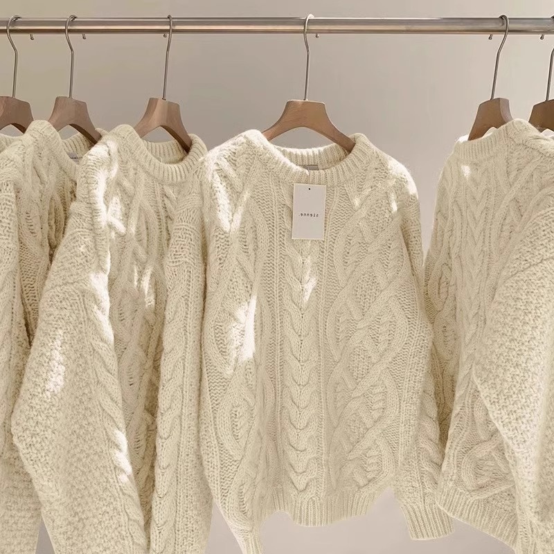 日系复古韩版米白色麻花毛衣女加厚外穿宽松慵懒风显瘦毛针织
