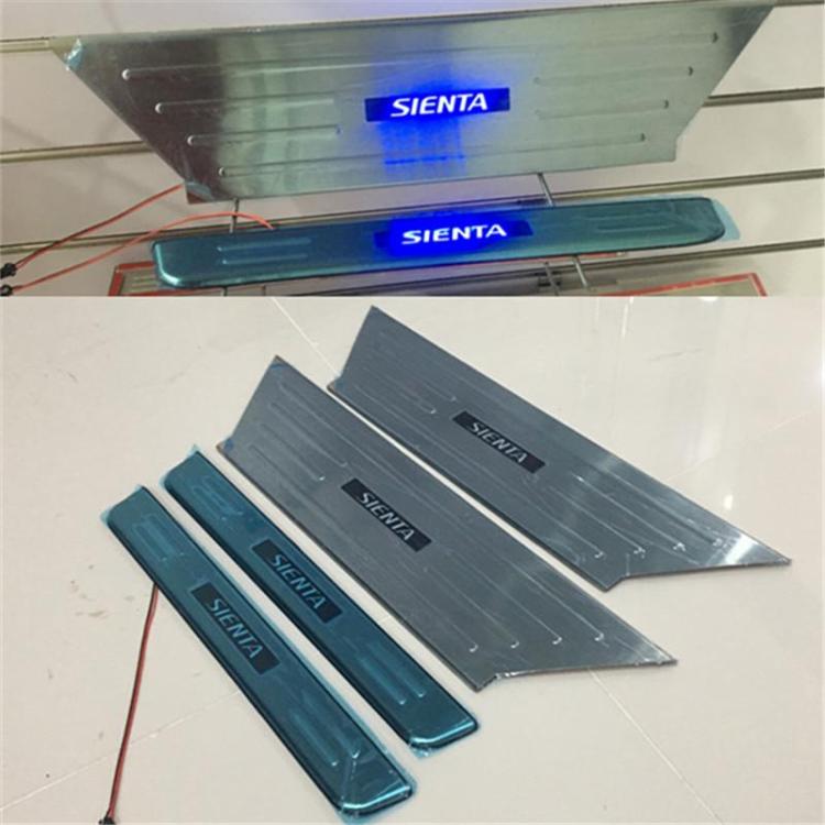 适用于 丰田SIENTA ncp81 迎宾踏板 LED带灯门槛条 后护板 脚踏板