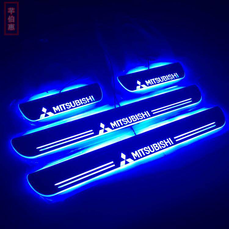 适用于 三菱欧蓝德迎宾踏板 MITSUBISHI带灯流光门槛条 LED发光板