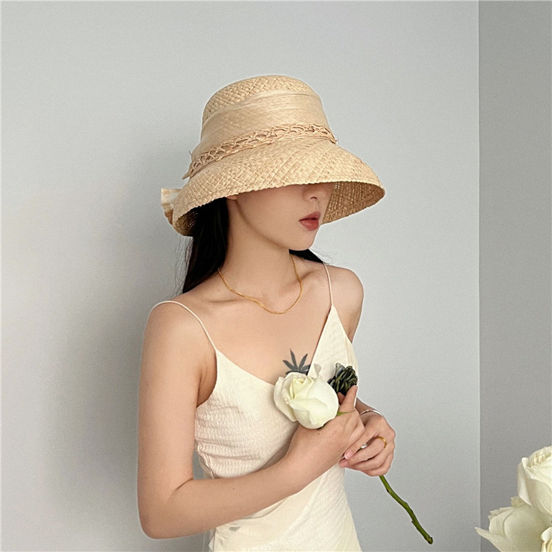 法式轻奢名媛赫本风拉菲草帽女夏季进口手工丝麻装饰高级钟型帽子