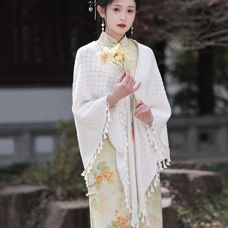 旗袍披肩外搭高贵流苏针织优雅蕾丝纯色围巾百搭配饰女外套复古薄