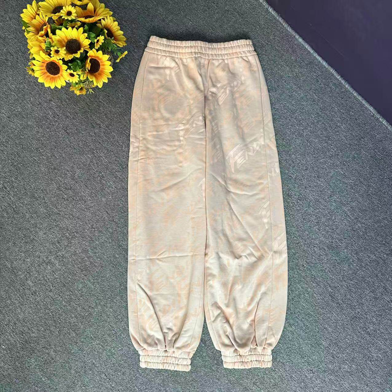 蘑菇英国代 经典浅橙色老花logo印花运动休闲裤 38码腰围66臀围96