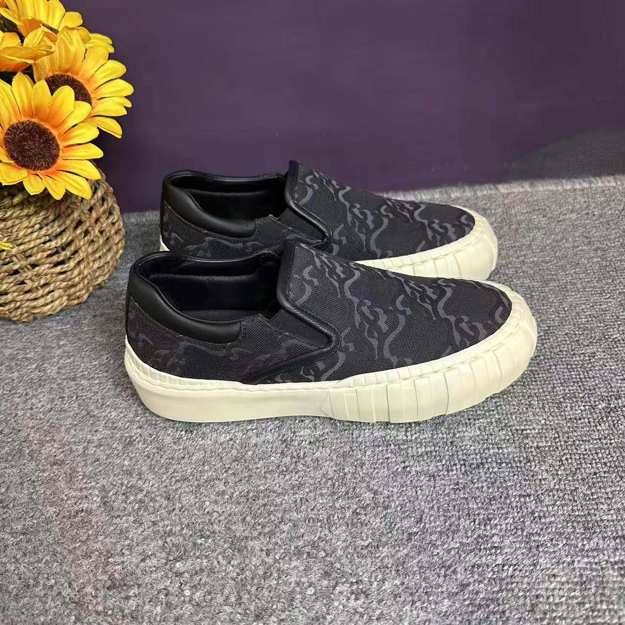 蘑菇英国代 经典黑色logo老花厚底休闲鞋 一脚蹬 厚底4.5