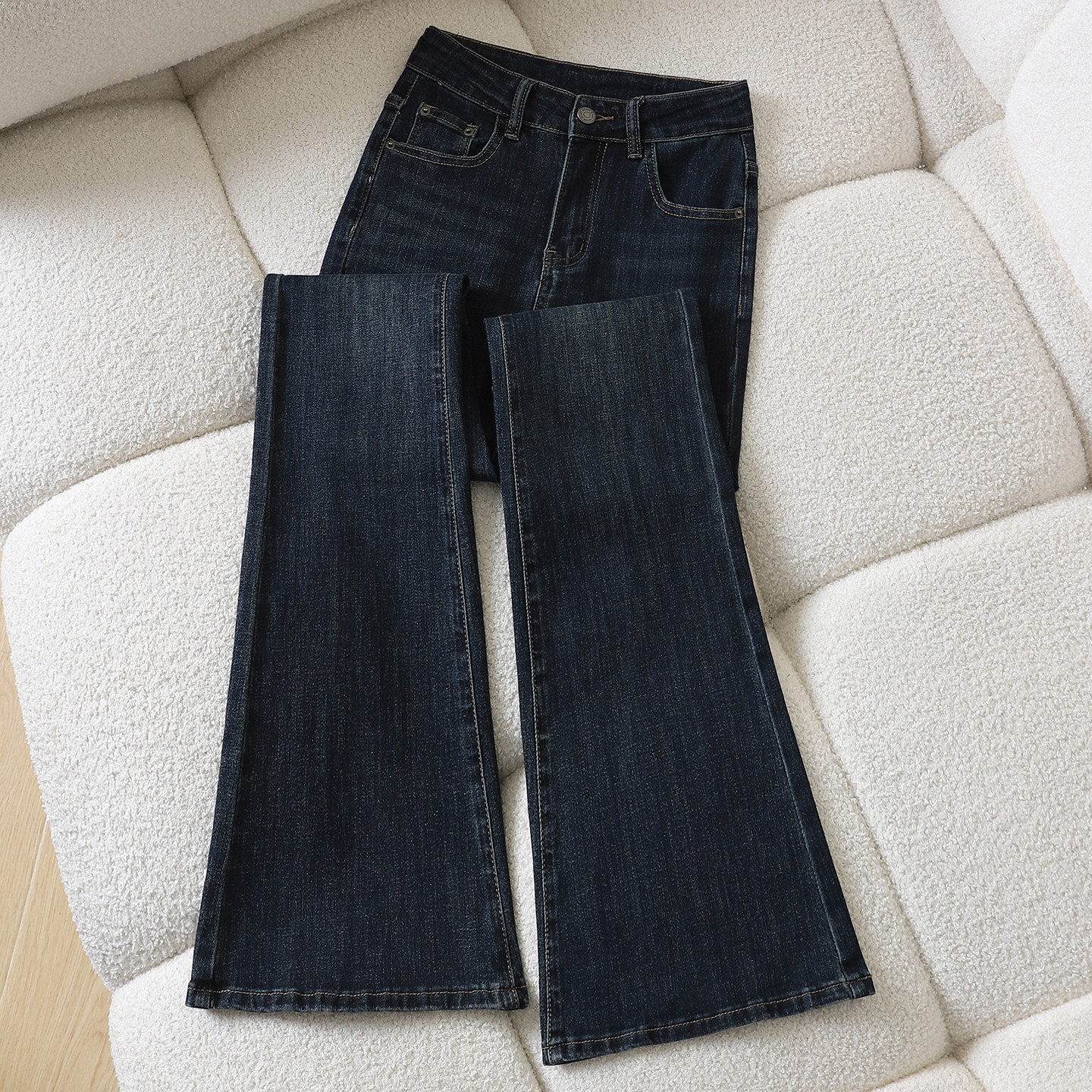 it :CHOCOOLATE深蓝色紧身微喇牛仔裤女高腰修身显瘦弹力喇叭裤子