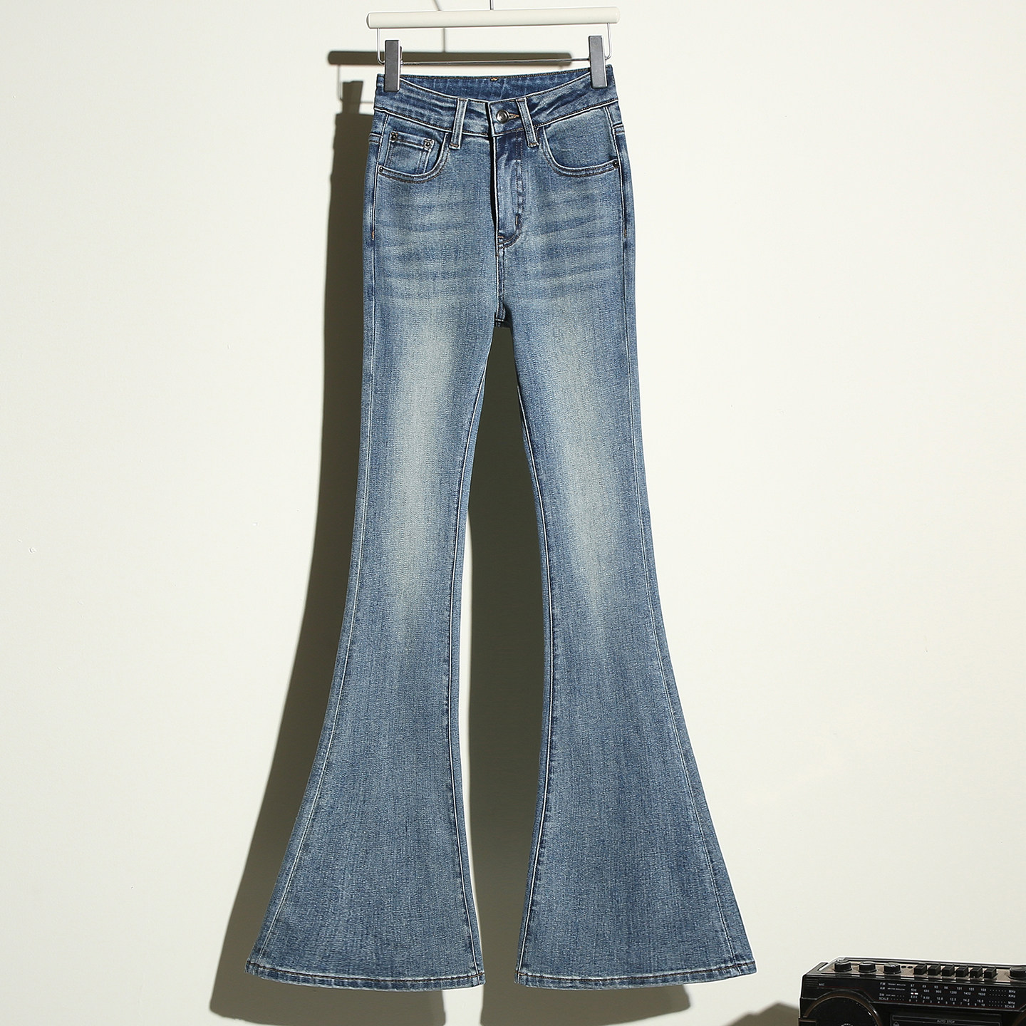 it :CHOCOOLATE蓝色高腰微喇牛仔女修身显瘦紧身弹力小个子喇叭裤