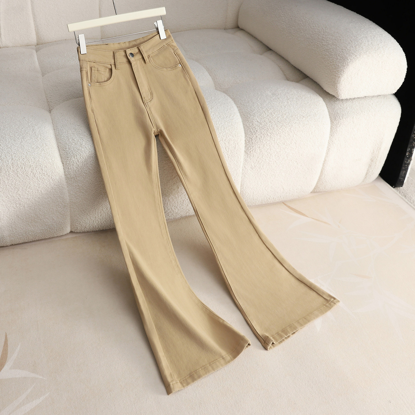 it :CHOCOOLATE2026新款微喇牛仔裤女高腰修身显瘦紧身弹力喇叭裤