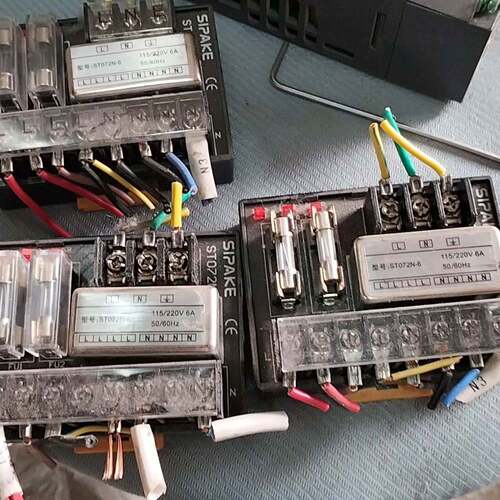 可维修三个40包邮，斯帕克6A滤波器ST072N-6 220v，拆议价