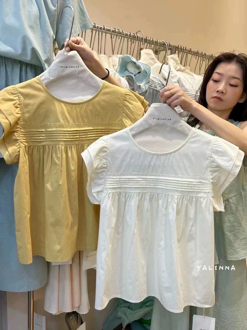 YALINNA 雅琳娜 老錢風飛飛袖圓領襯衫女寬鬆減齡A字上衣2026夏款