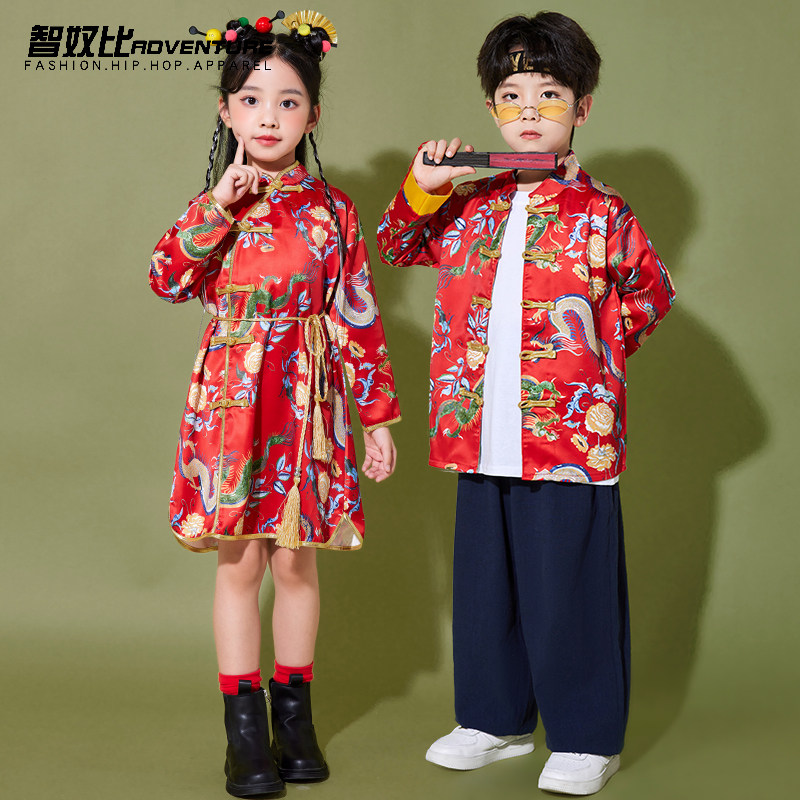 智奴比汉服男童红色龙腾新款