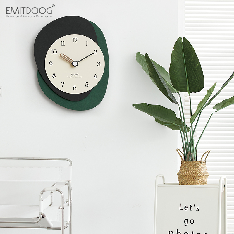 【小扬哥推荐】免打孔时钟