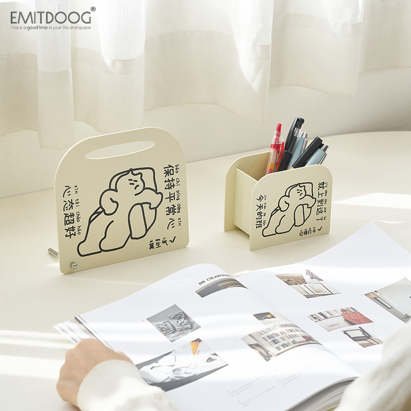 【该商品已降价】趣味笔筒摆件