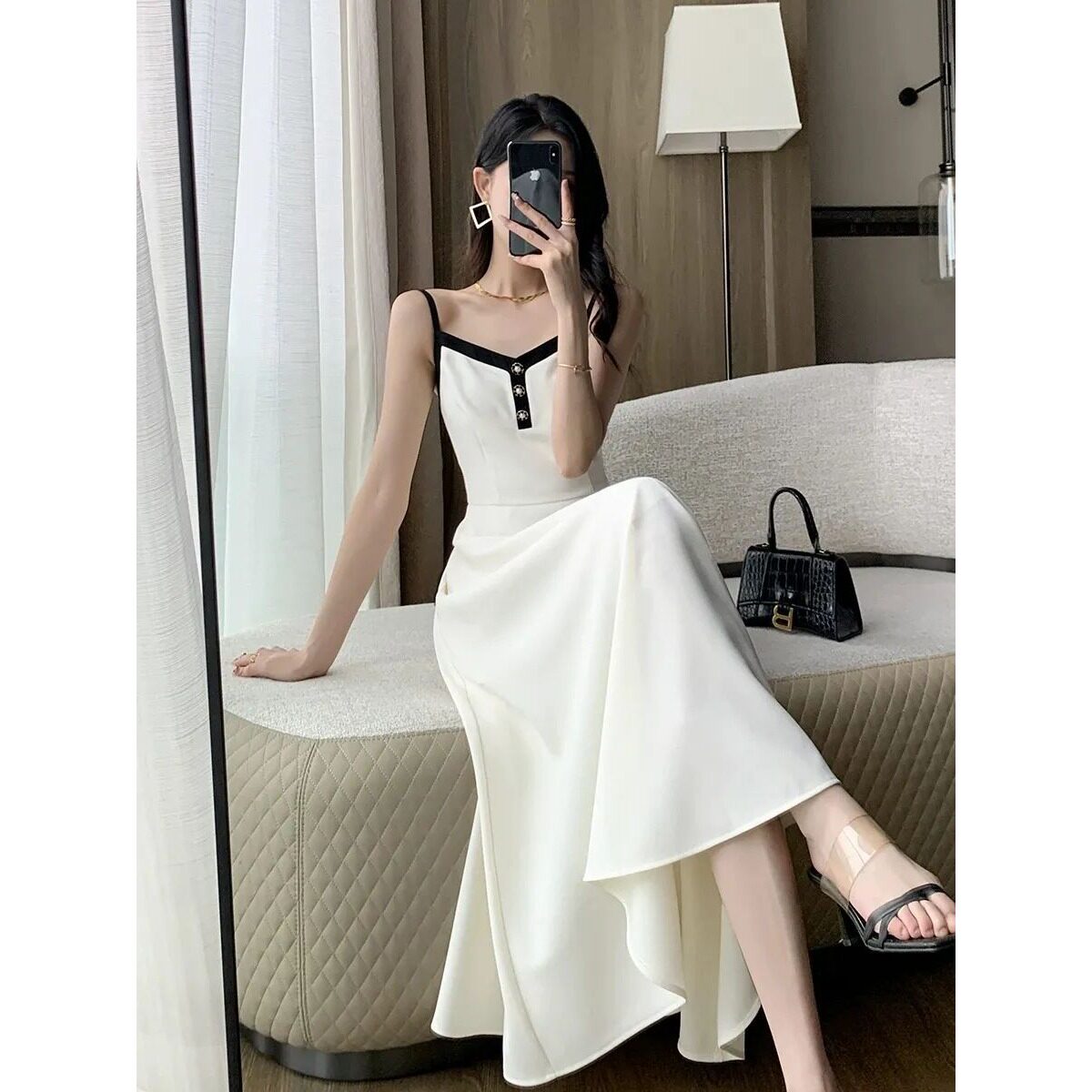 吊带连衣裙两件套女2026秋新款法式收腰垂坠感长袖短外套名媛套装