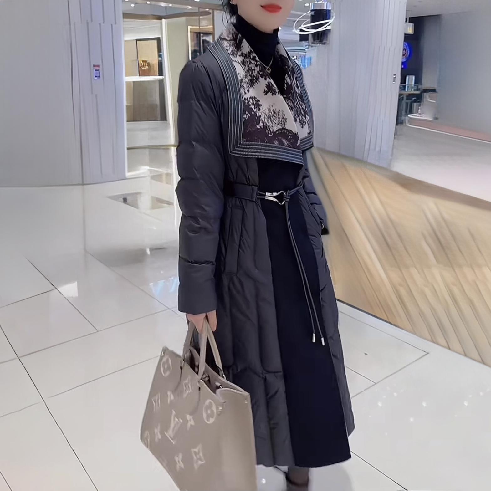 新款大码保暖白鸭绒印花外套轻奢