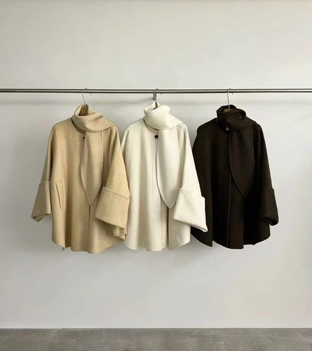 Coline 羊毛斗篷大衣