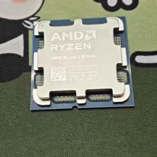 可维修AMD锐龙7 9700X处理器，八核十六线程，AM5接口议价