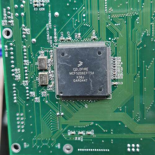 可维修MCF5206EFT54芯片XC2S50-PQ205AMS0议价