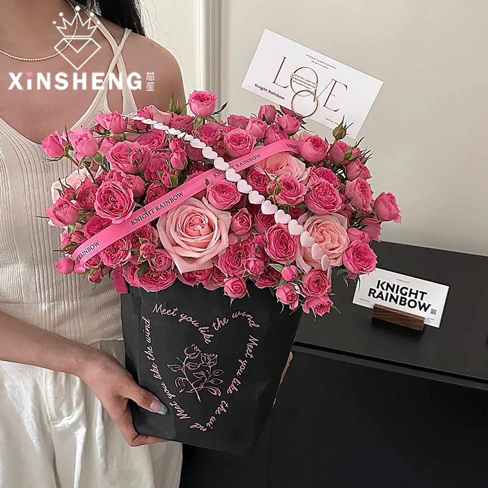 芯苼简约玫瑰花抱抱袋爱意永恒
