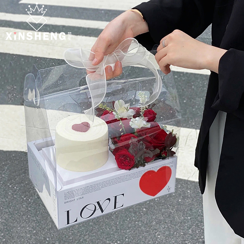 芯苼 爱心透明pvc手提蛋糕花盒鲜花花束插花折叠礼盒花艺手工资材