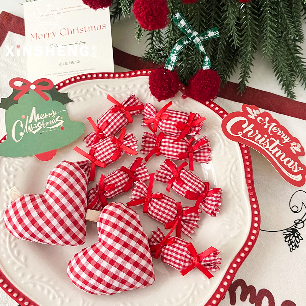 芯苼哆彩格子装饰甜心配饰