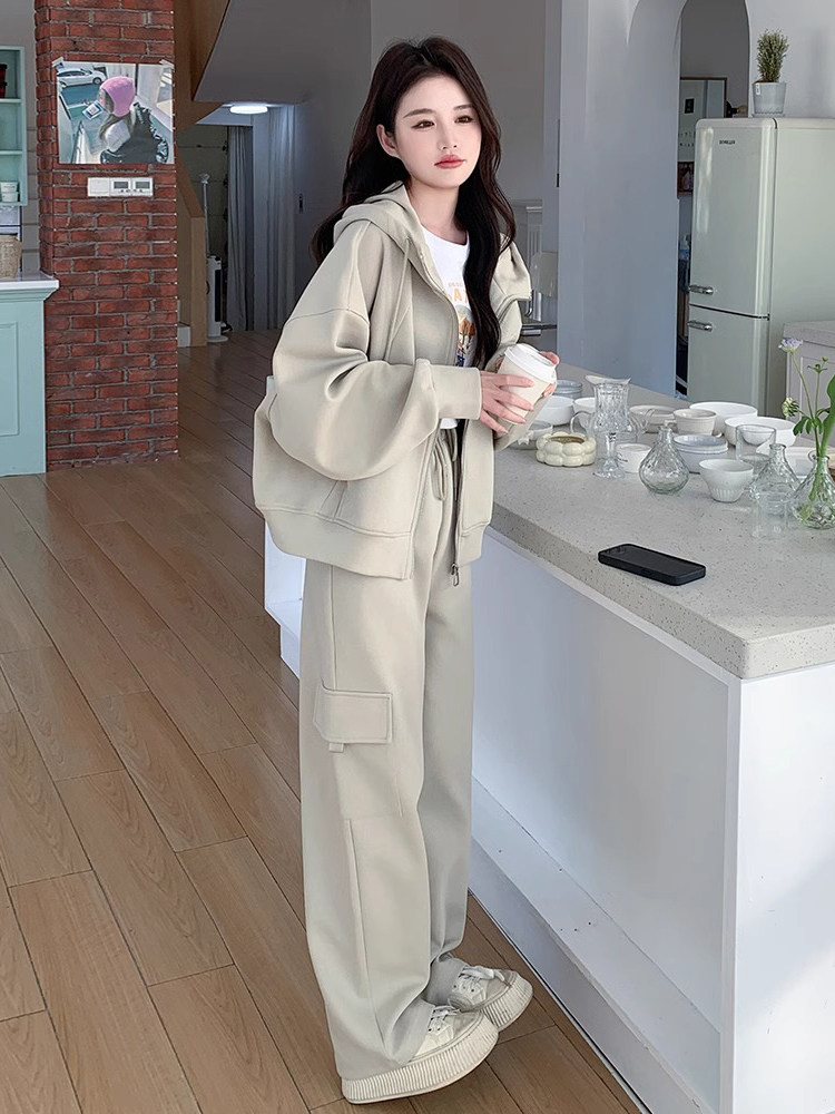 韩国一整套高级感休闲运动套装女春秋小个子工装风卫衣卫裤两件套