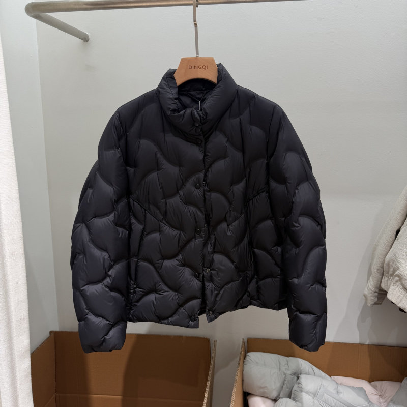 90白鸭绒立领显瘦女款羽绒服