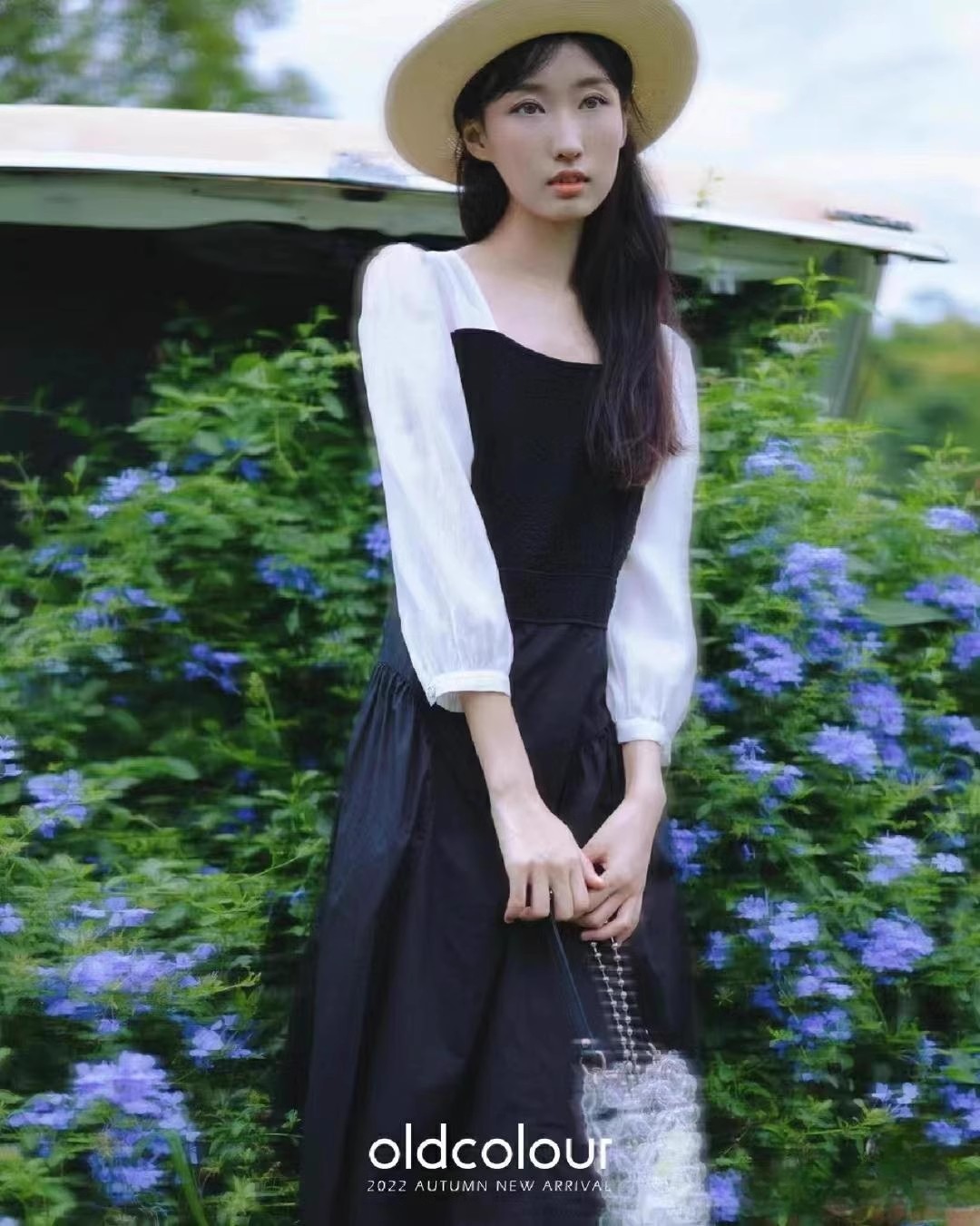 欧珂2022秋商场同款中袖撞色