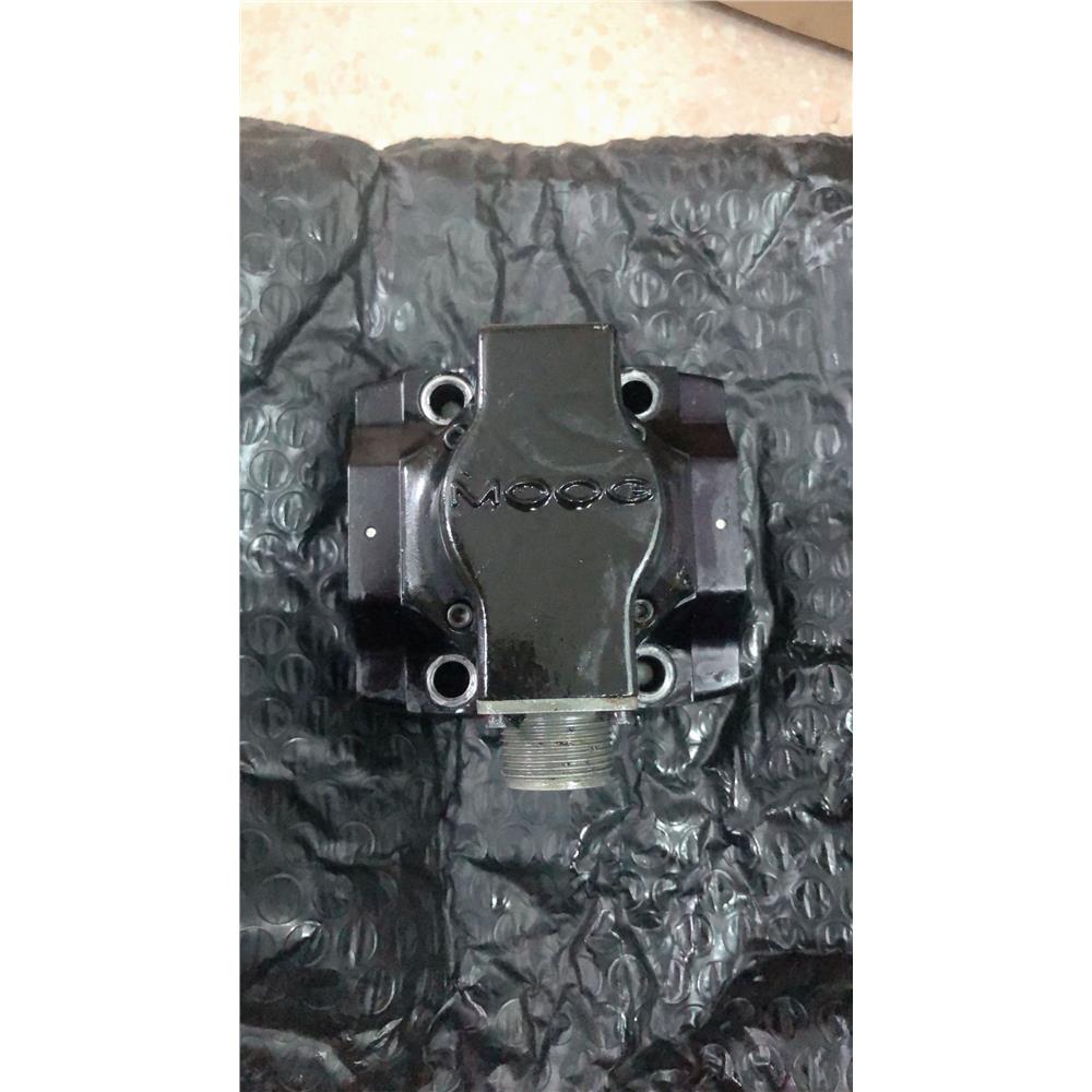 原装MOOG穆格S3102R14S