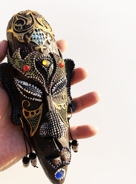 新款非洲风情挂饰南非肯尼亚创意面具挂件K手工彩绘树脂工艺品装