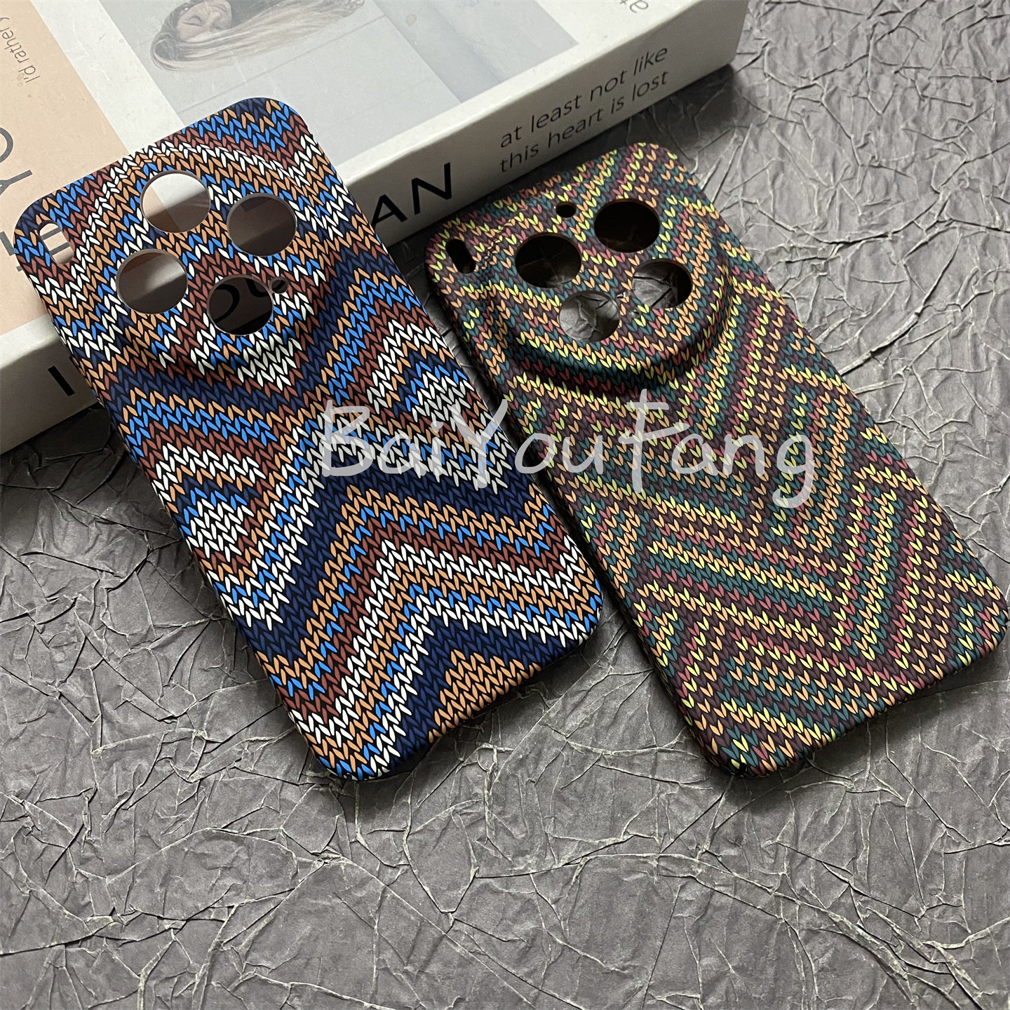 适用vivoX300手机壳新款浮雕夜光碳纤维纹理vivox300