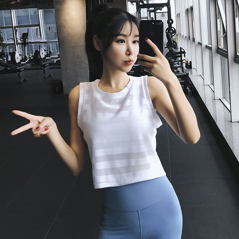 运动背心女外穿速干健身罩衫宽松撸铁跑步瑜伽上衣短款无袖网纱潮