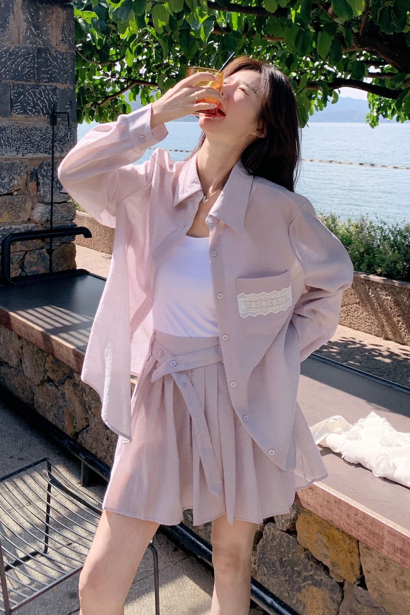 温柔系穿搭粉色轻薄防晒衬衫套装裙女夏新款甜美显瘦百褶裙两件套,女装套装/套裙,2C258