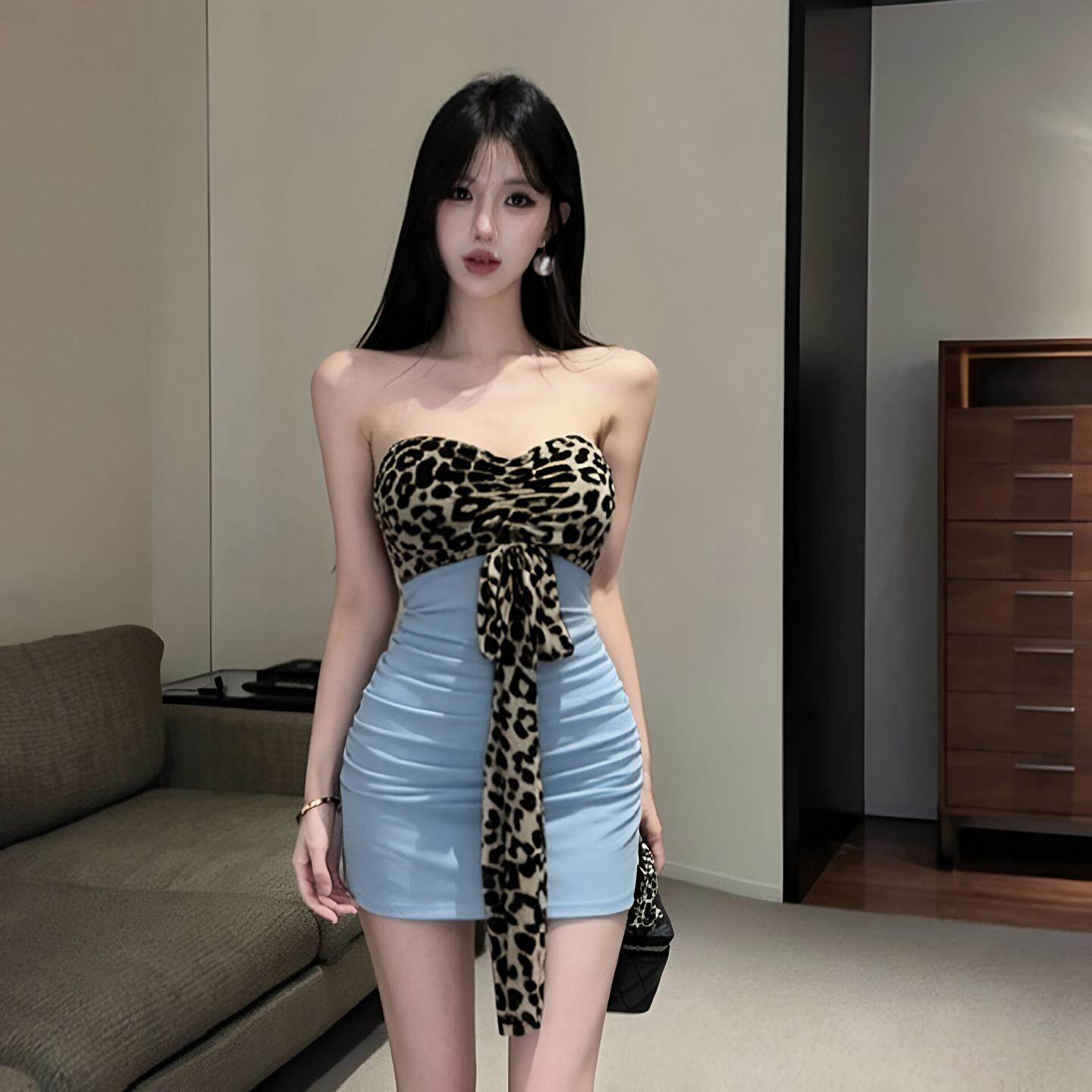 辣妹时尚女装性感低胸豹纹拼接挂脖连衣裙新款夜店酒吧上班工作服