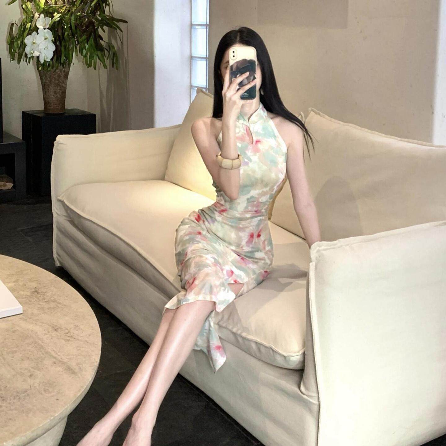 新中式印花改良旗袍新款柔式足浴按摩技师工作服修身开叉连衣裙女
