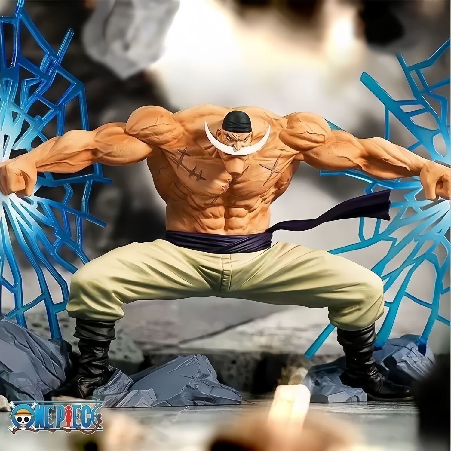【现货】白胡子手办海贼王景品顶上战争场景桌面摆件动漫潮玩礼物